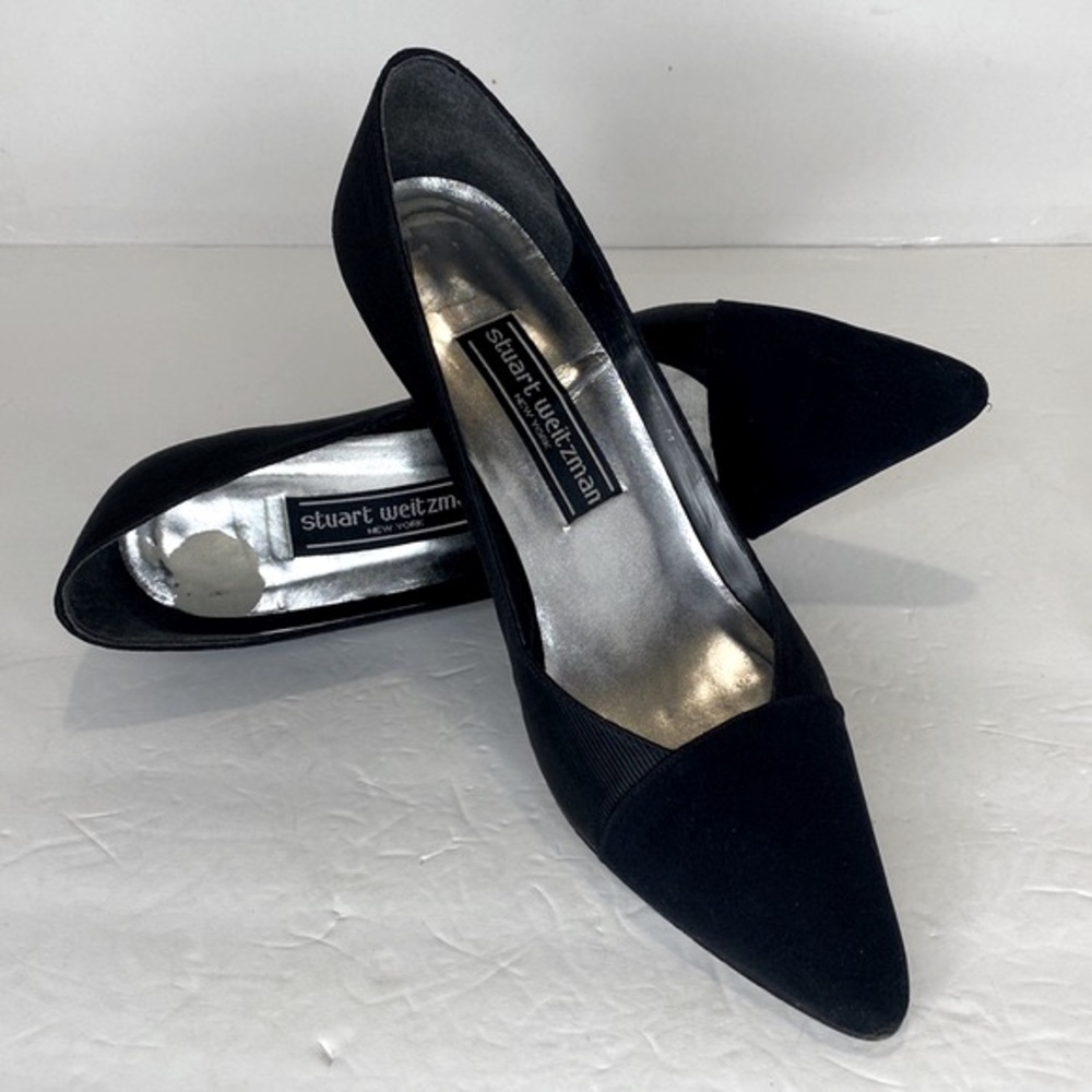 Stuart Weitzman Black Textured Pointed Toe Leathe… - image 2